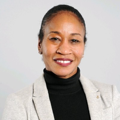 Portrait of Nadine Manjaro